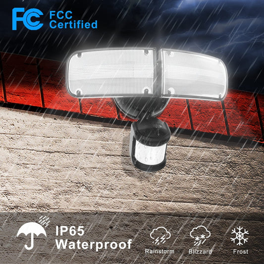 Vodoodporen Zofo LED reflektor s senzorjem gibanja (4000LM, 5000K, IP65, 230V) na črni okrogli osnovi z nastavljivimi pravokotnimi paneli. Znamka Naklikaj.si.