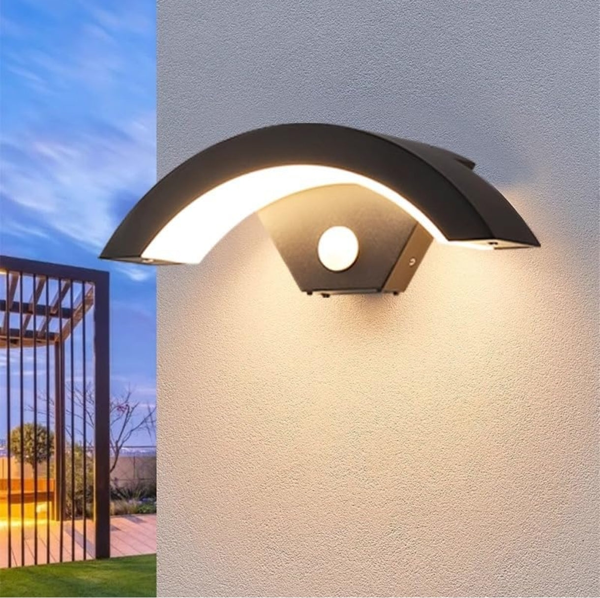 💡 Elegantna zunanja LED stenska svetilka 24W s senzorjem gibanja – črna, 3000K, IP65