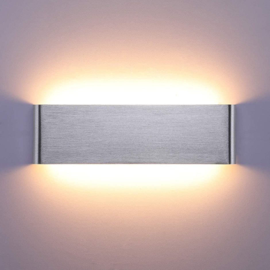 💡 LED stenska svetilka 16W, 3000K – moderna srebrna, 30cm