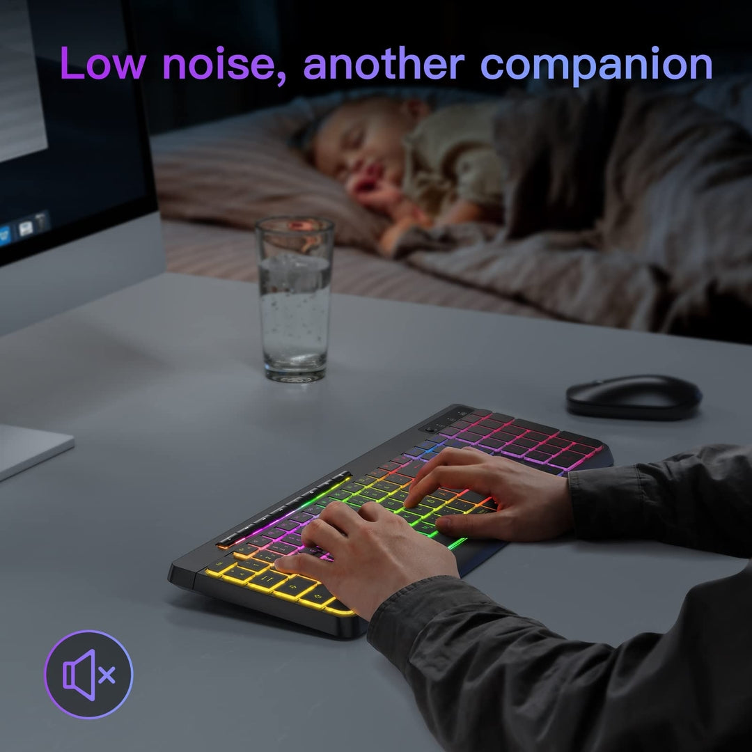 TECURS brezžična gaming tipkovnica – RGB osvetlitev, polna velikost, polnilna