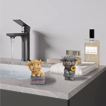 Dekorativni set figuric “Scottish Highland Cattle” – 2 kosa