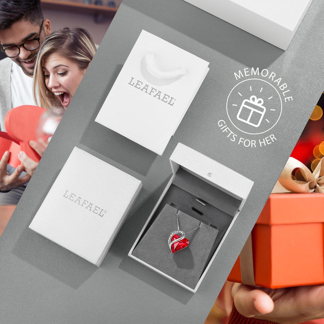 LEAFAEL 18K White Gold ogrlica – Ruby Heart kristal