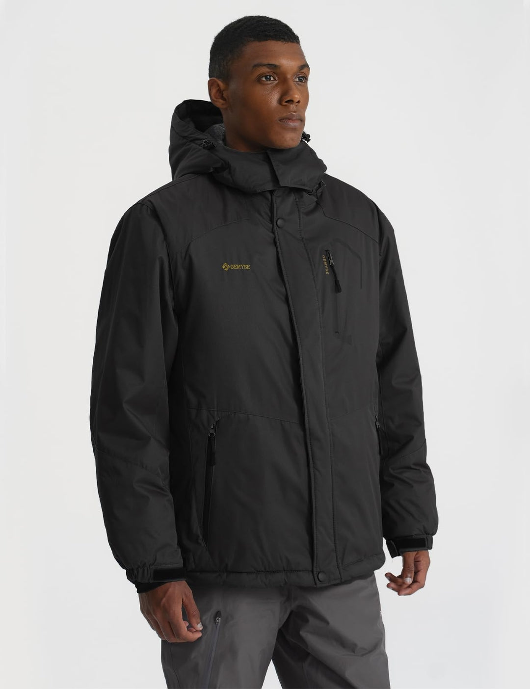 Moška zimska smučarska jakna GEMYSE – vodoodporna topla bunda s kapuco (temno siva XL)