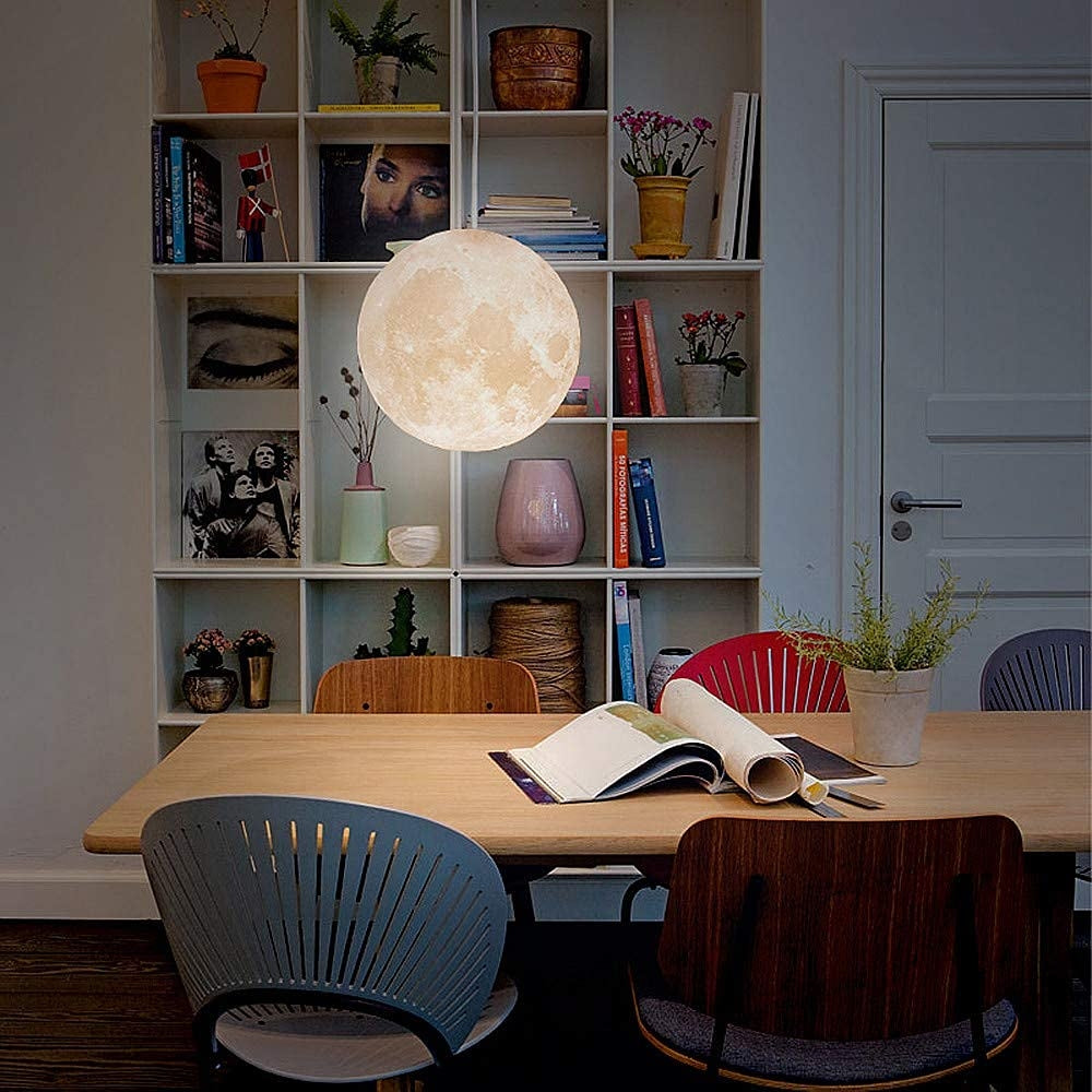 KRUHAN 3D Moon Pendant Light – viseča lampa v obliki lune (25 cm, navoj E27)