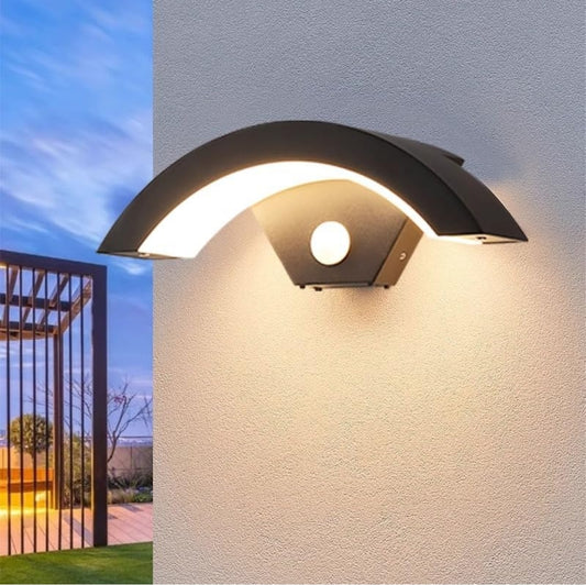💡 Elegantna zunanja LED stenska svetilka 24W s senzorjem gibanja – črna, 3000K, IP65